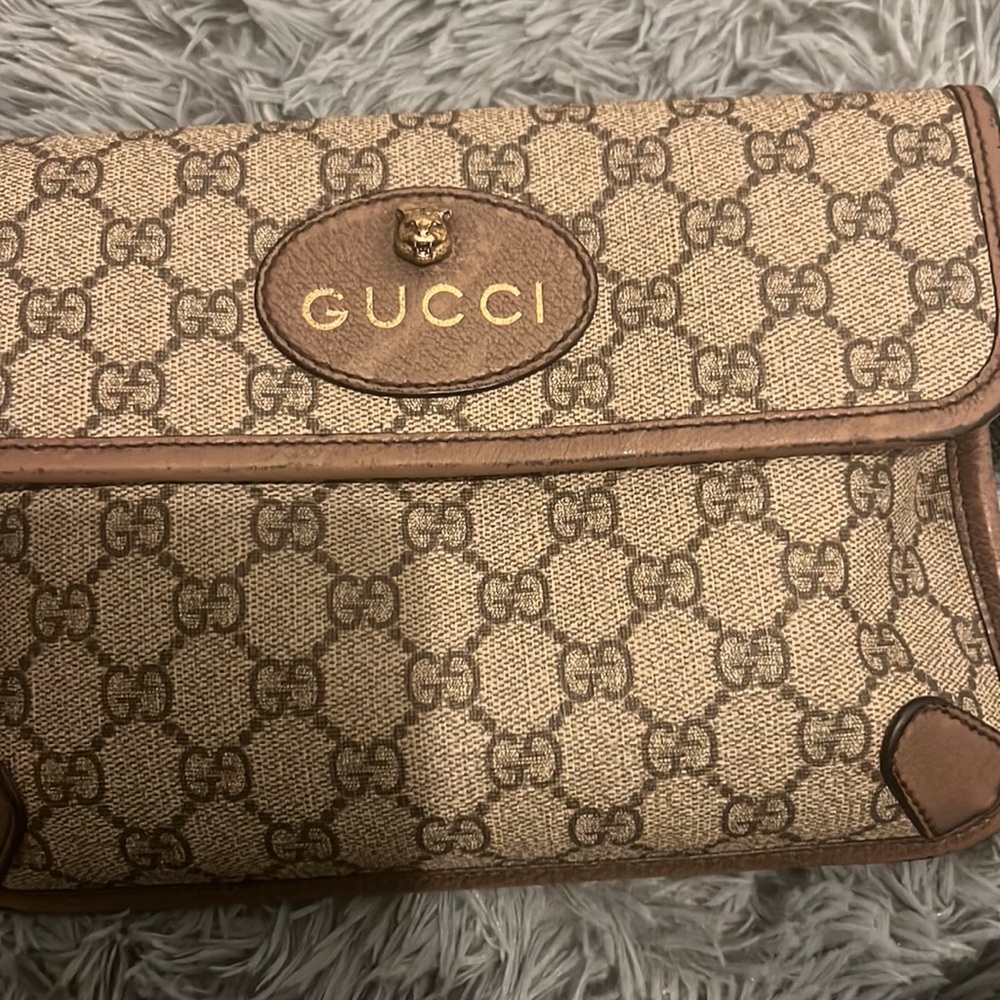 Gucci Neo Vintage GG Supreme Belt Bag